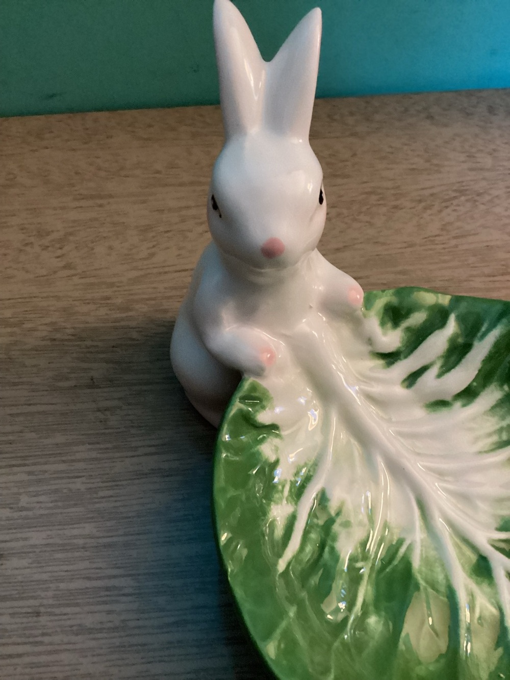 Easter Bunny Rabbit Candy Dish Bowl Cabbage Leaf - Picture 7 of 11